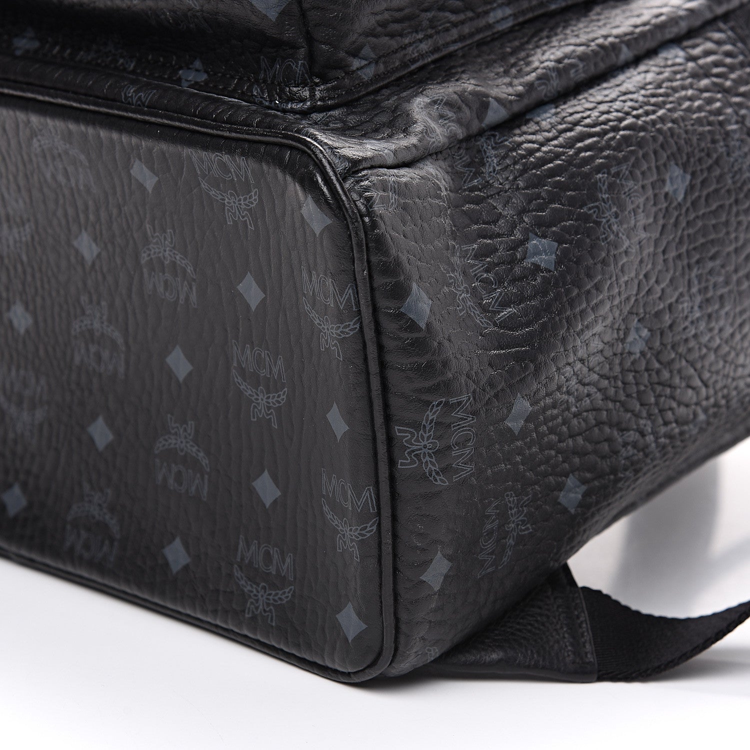 MCM Visetos Studded Medium Stark M Backpack Black 9 of 10