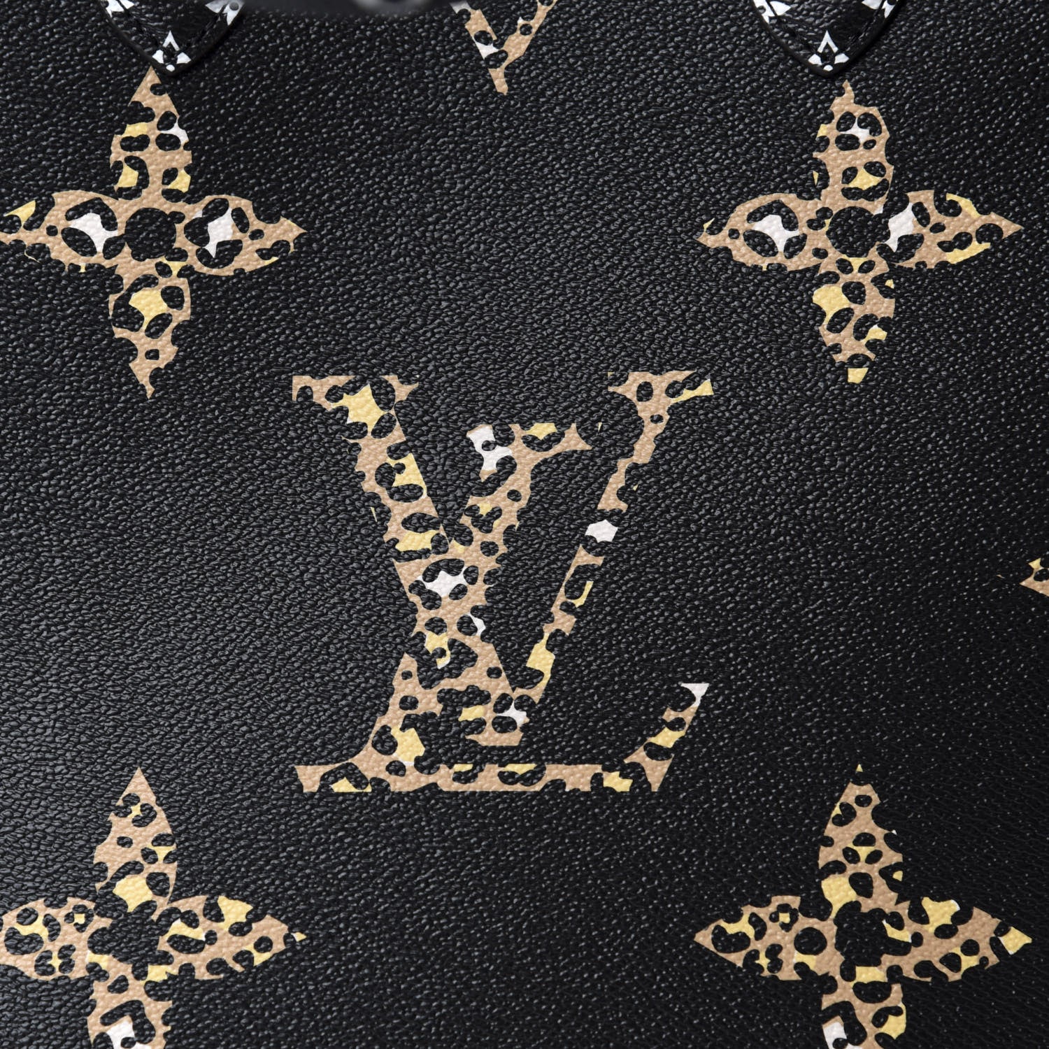 Louis Vuitton Monogram Giant Jungle Onthego GM Black 11 of 11