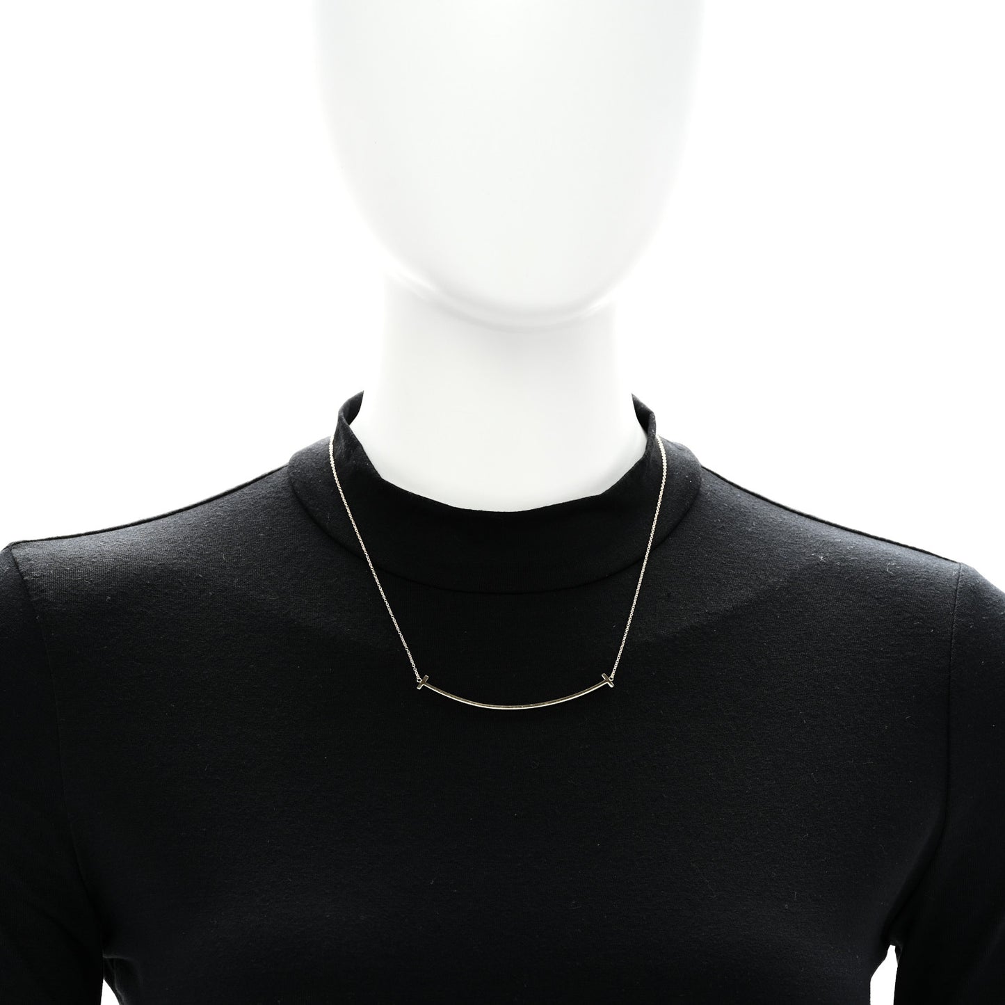 18K Yellow Gold Large T Smile Pendant Necklace
