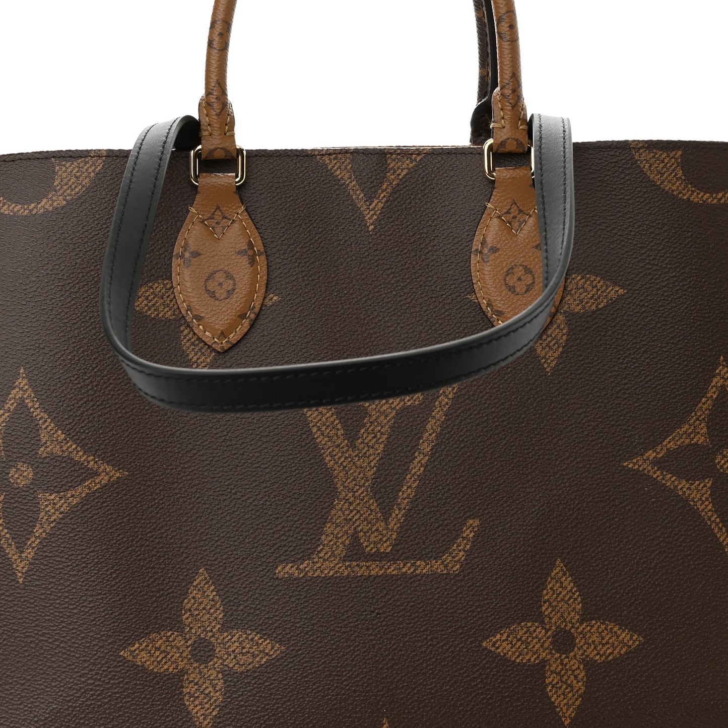 Reverse Monogram Giant Onthego MM
