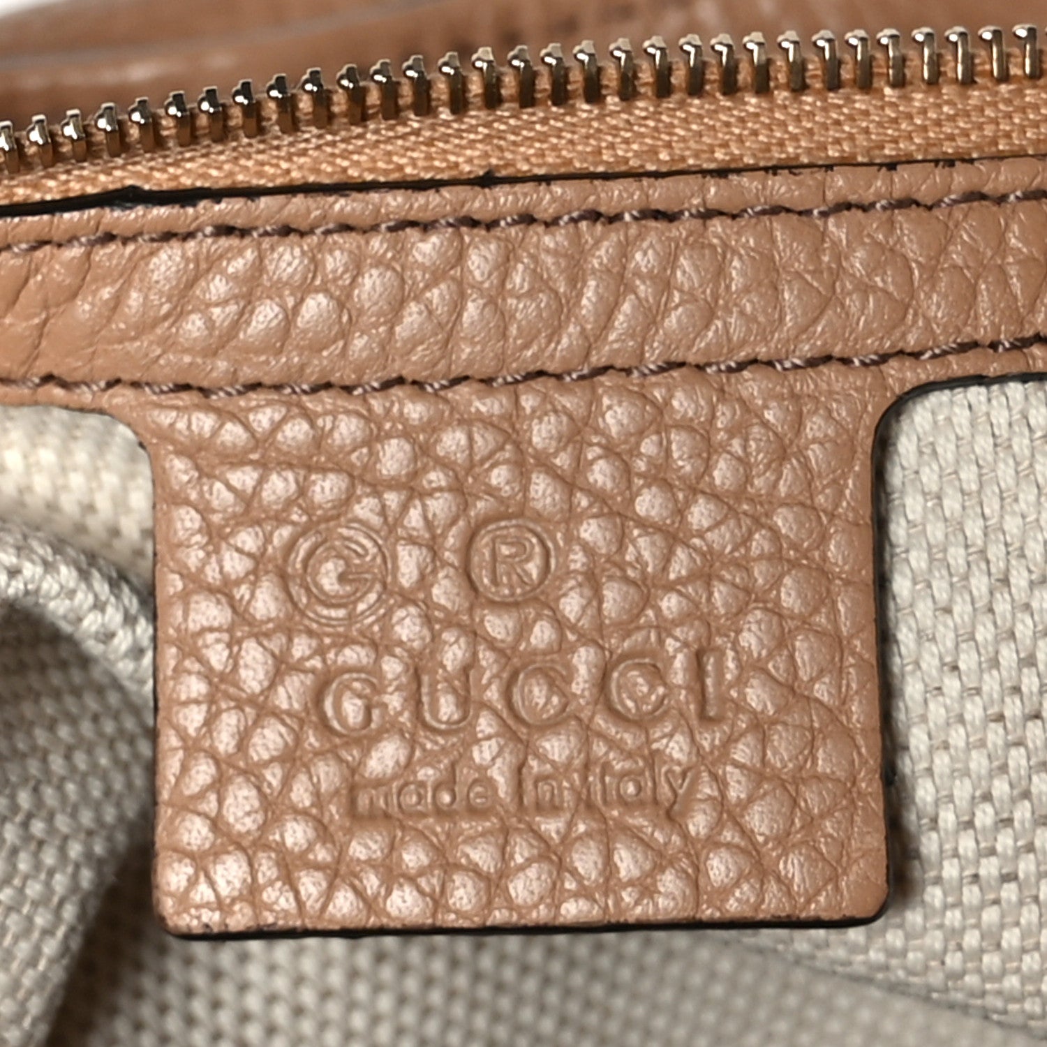 Gucci Pebbled Calfskin Medium Soho Flap Crossbody Camelia 6 of 10