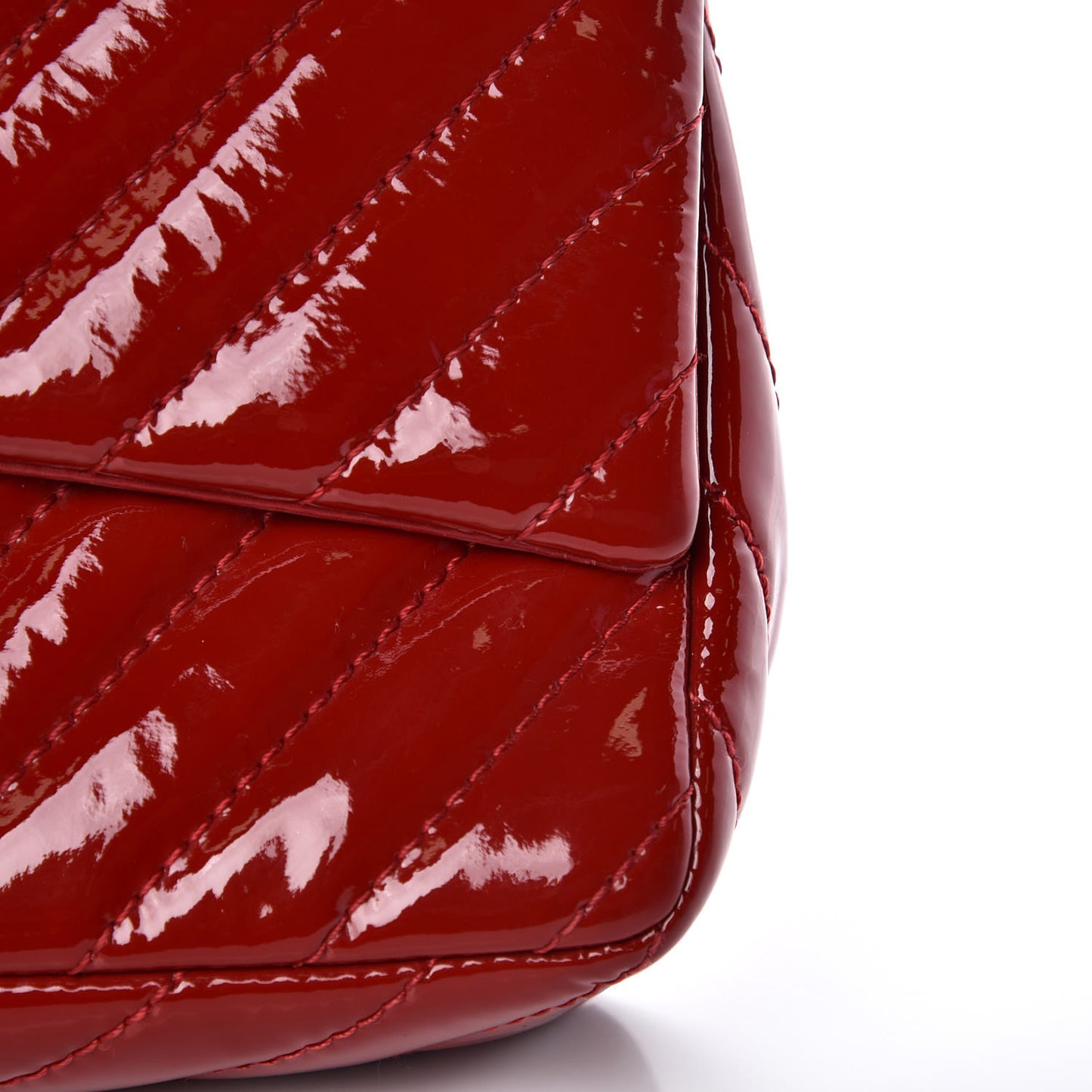 Patent Chevron Quilted Medium Single Flap Red