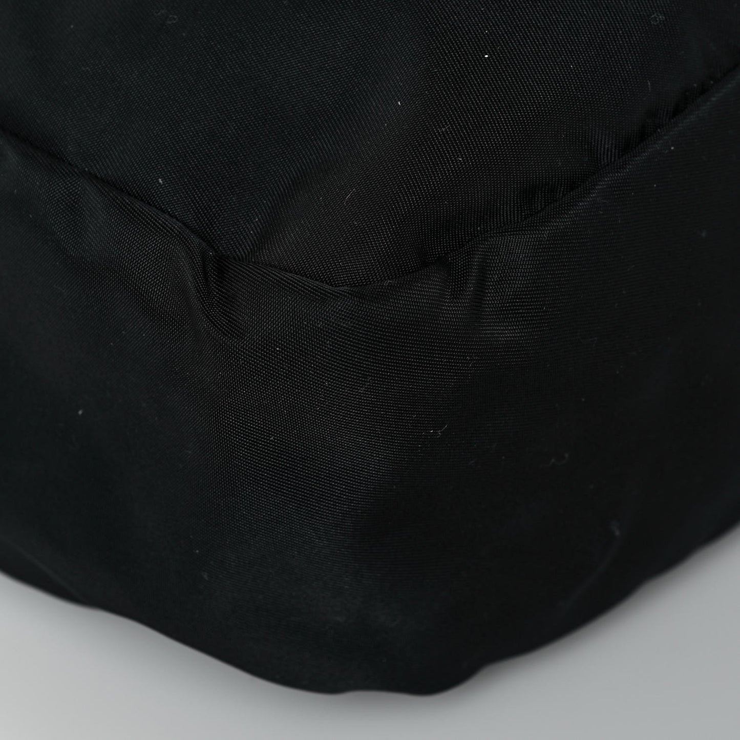 Nylon Flat Messenger Bag Black