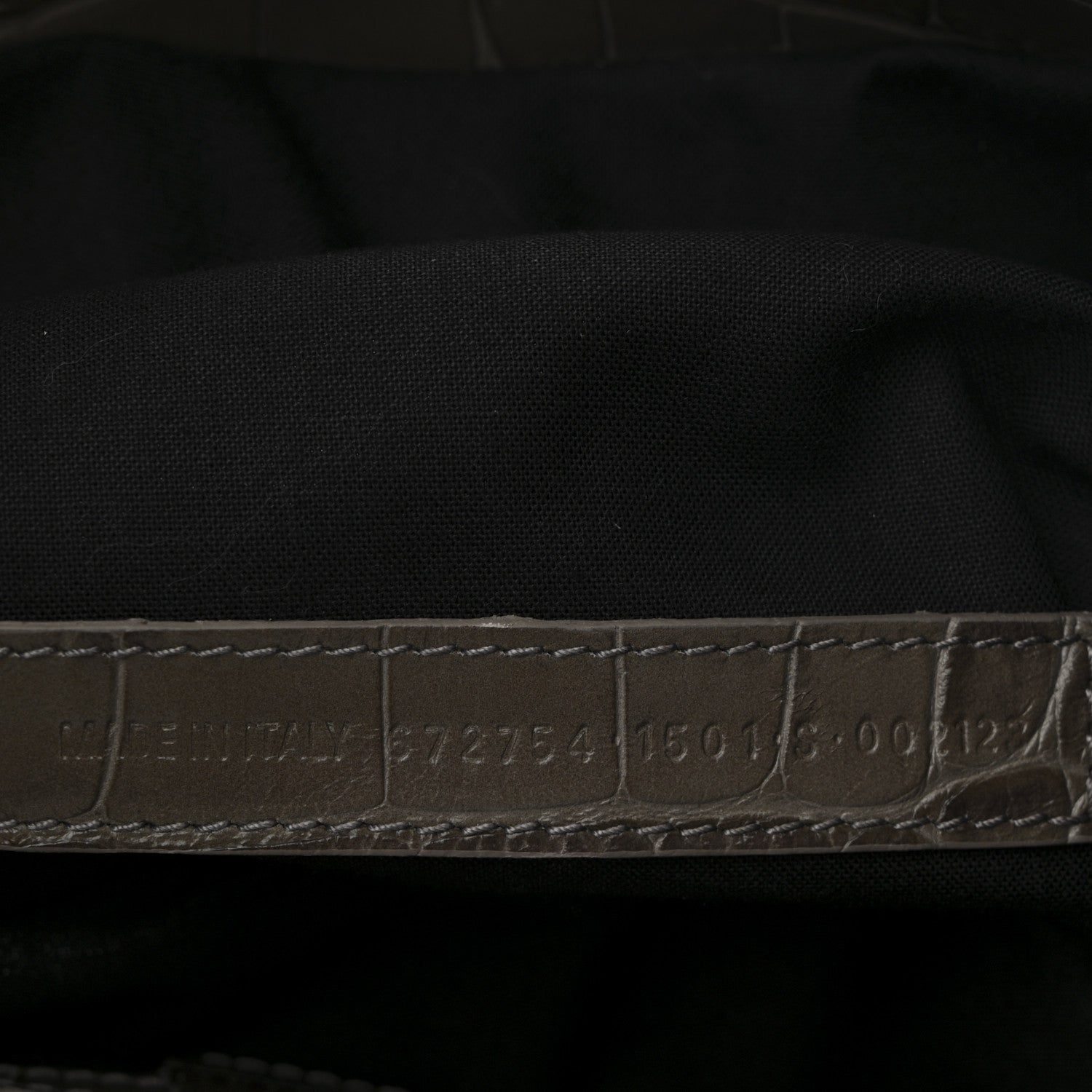 Balenciaga Extra Supple Calfskin Crocodile Embossed Medium Le Cagole Shoulder Bag Medium Grey 8 of 11