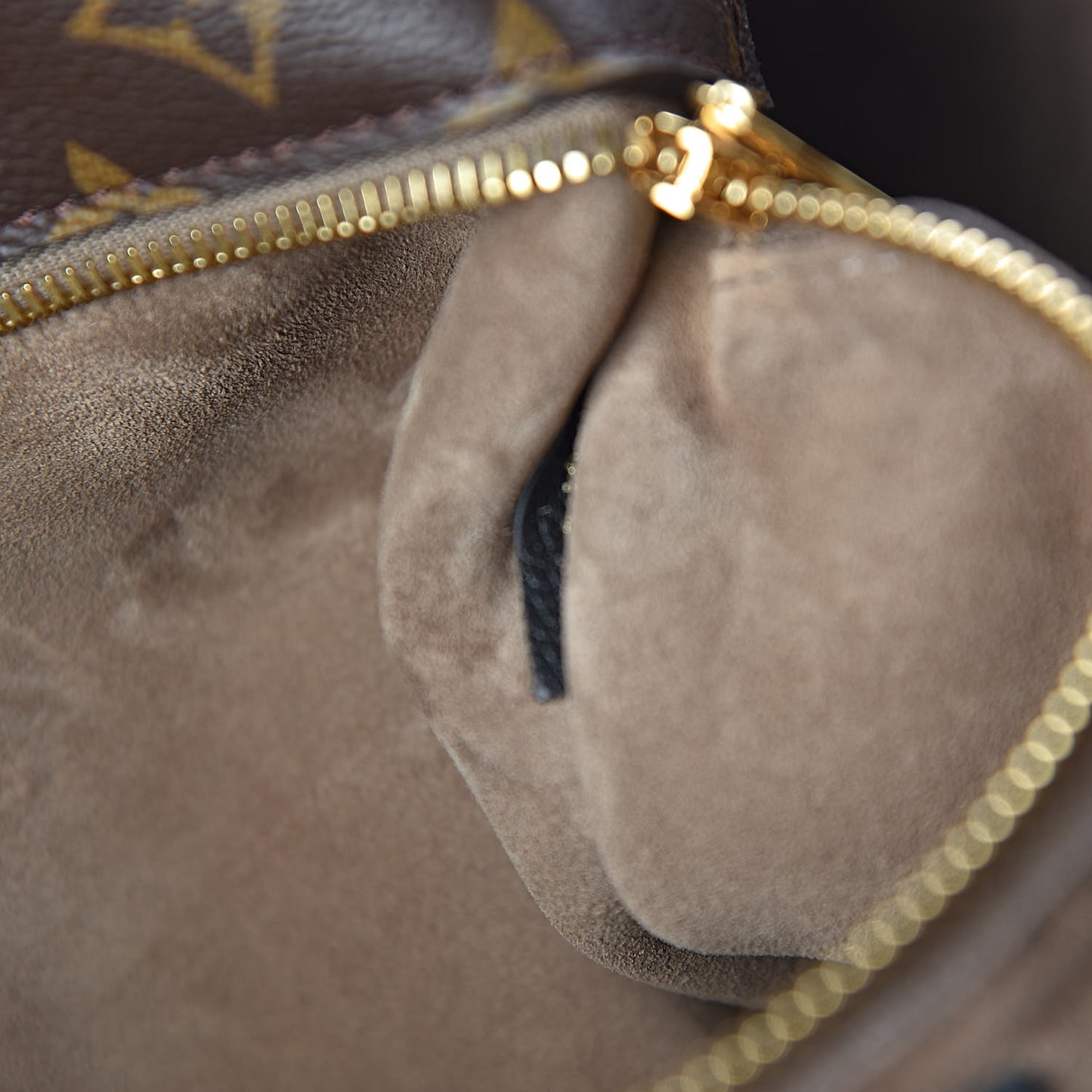 Monogram Tote W PM Black