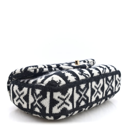 Chanel Cashmere Knit Coco Neige Flap Black White 4 of 10