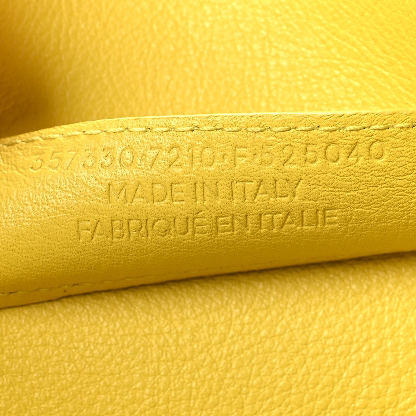 Supple Calfskin Papier A5 Zip Around Tote Jaune Soleil