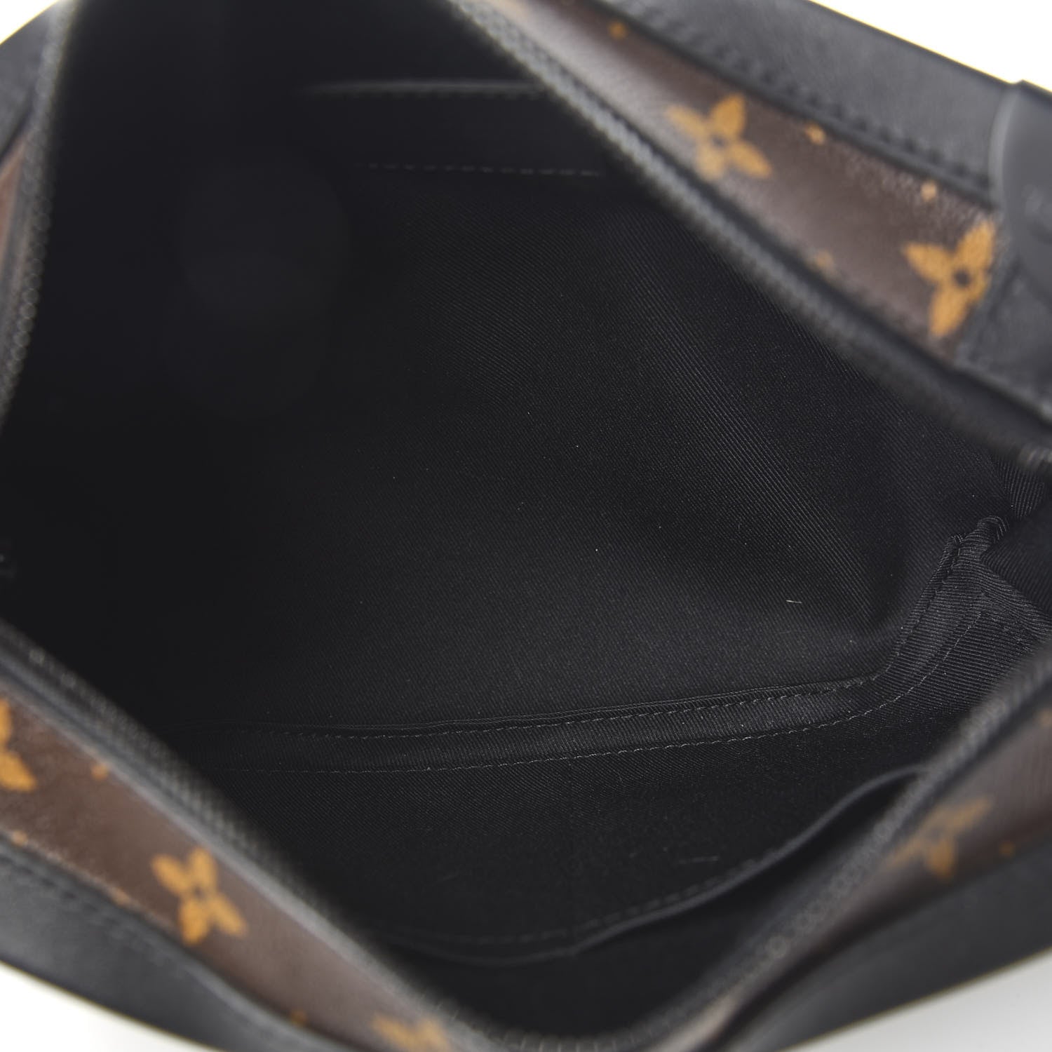 Louis Vuitton Monogram Solar Ray Soft Trunk 4 of 8