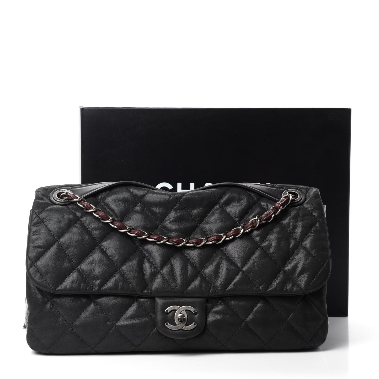 Iridescent Calfskin Jumbo In The Mix Flap Black