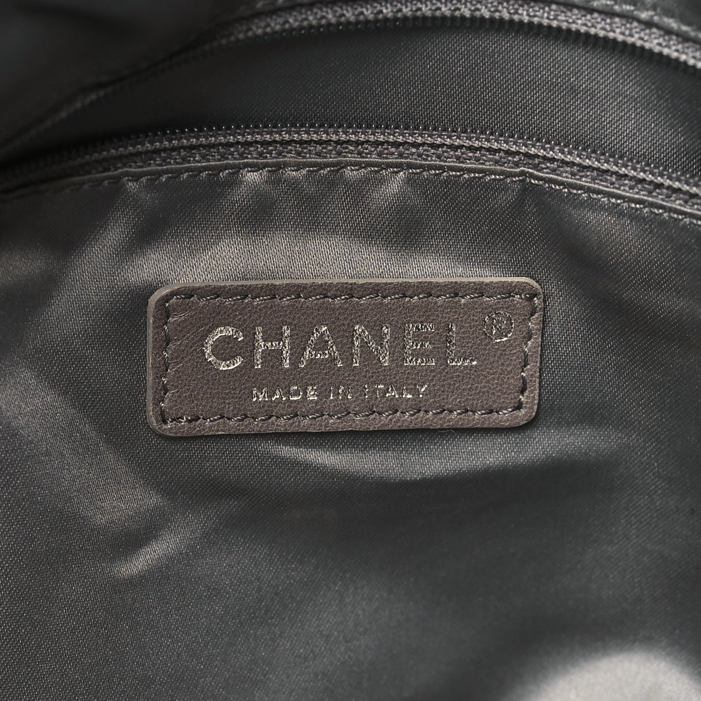 Calfskin Modern Chain Rhodoid Hobo Black