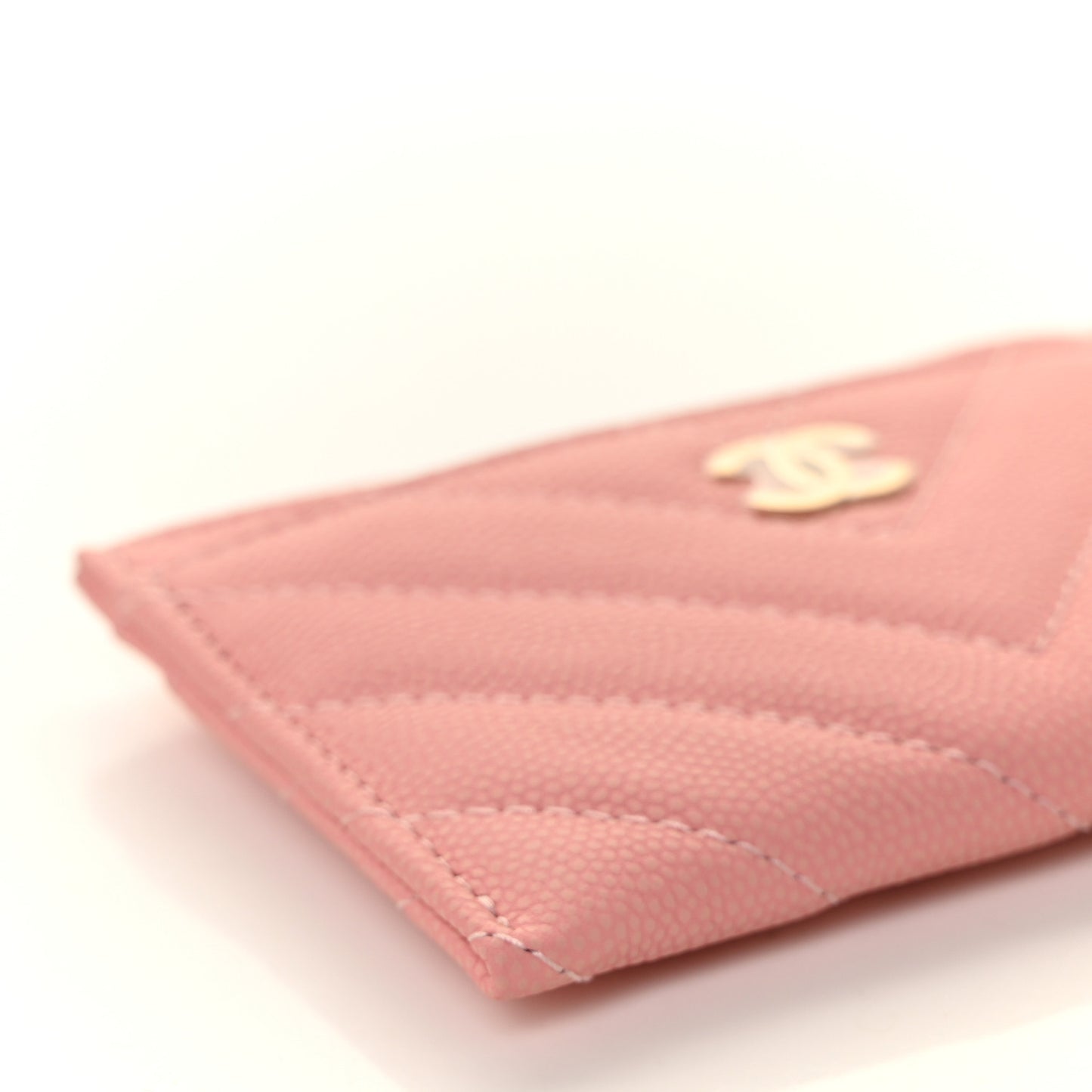 Caviar Chevron Quilted Card Holder Pink