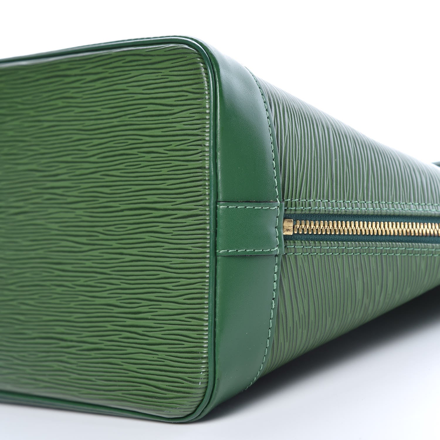 Louis Vuitton Epi Alma PM Borneo 9 of 10