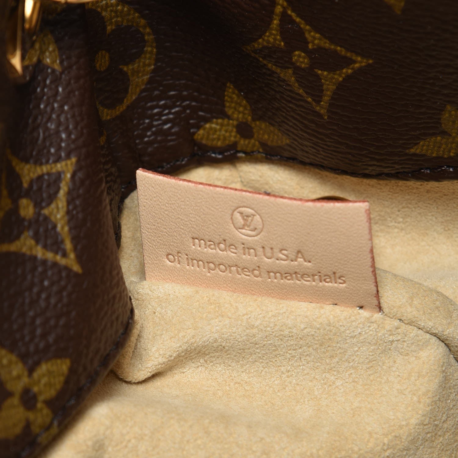 Louis Vuitton Monogram Artsy MM 6 of 10