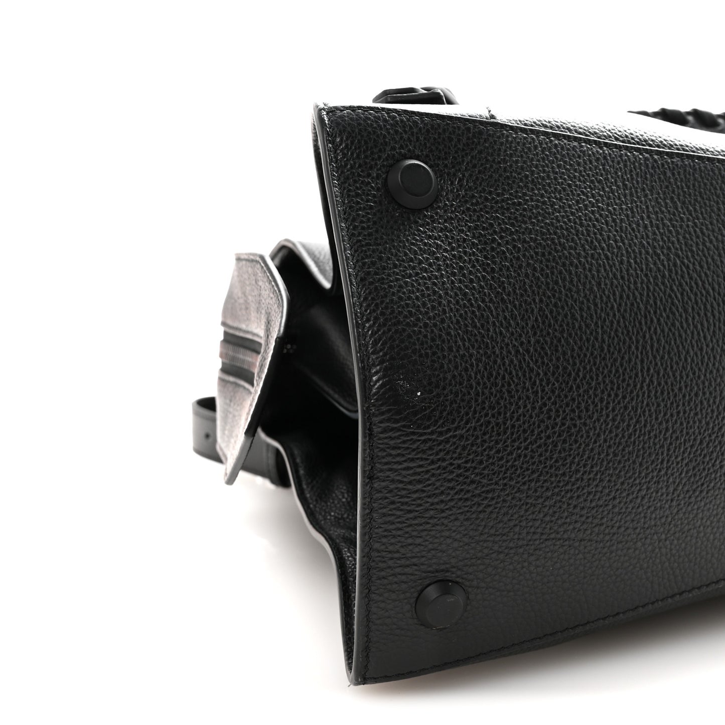 Grained Calfskin Neo Classic Black Hardware Medium City Black