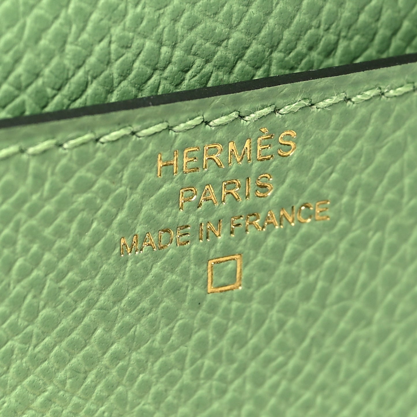 Epsom Alligator Lizard Constance Wallet To Go Vert Criquet Cactus Beige Sable Ombre