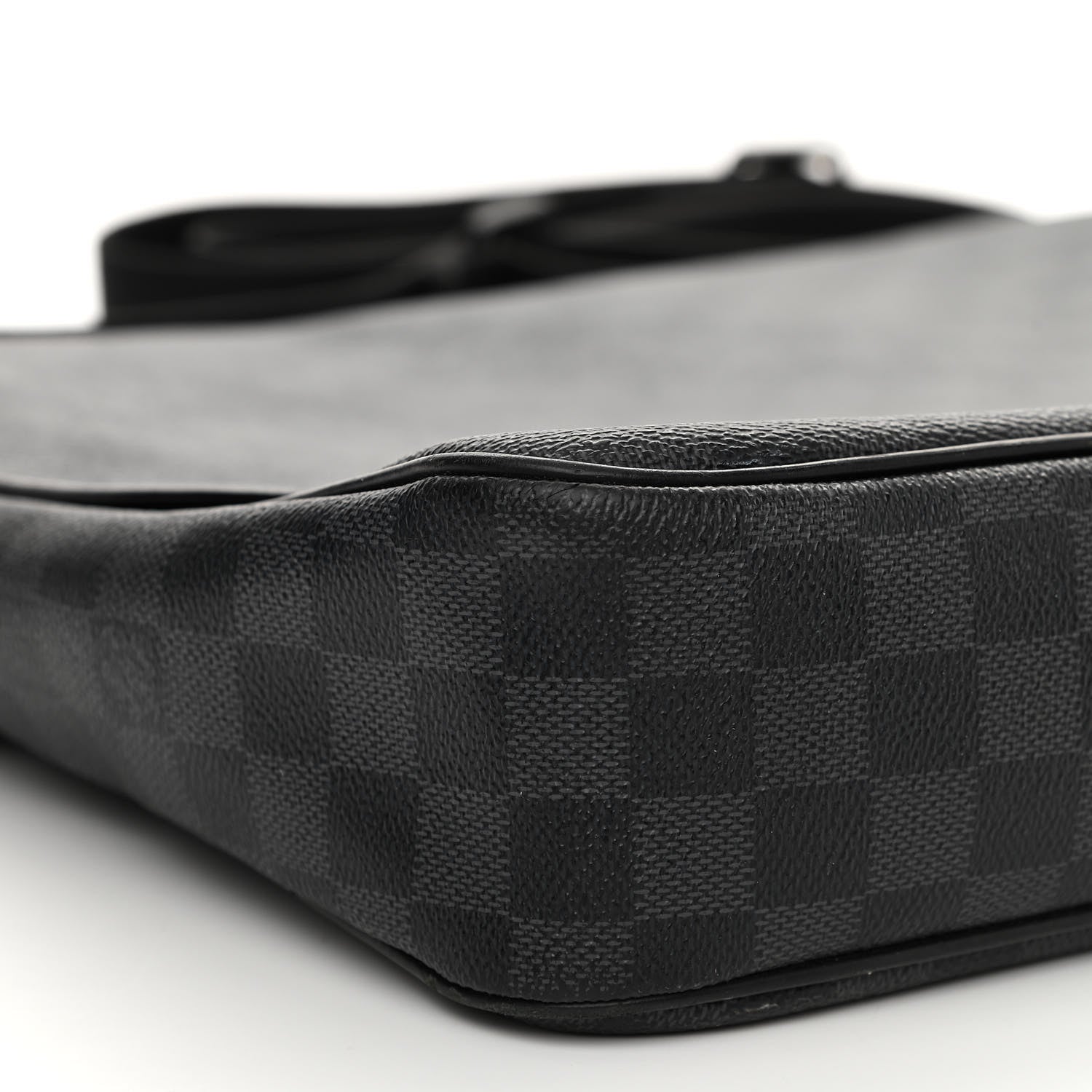 Louis Vuitton Damier Graphite Daniel MM 8 of 16