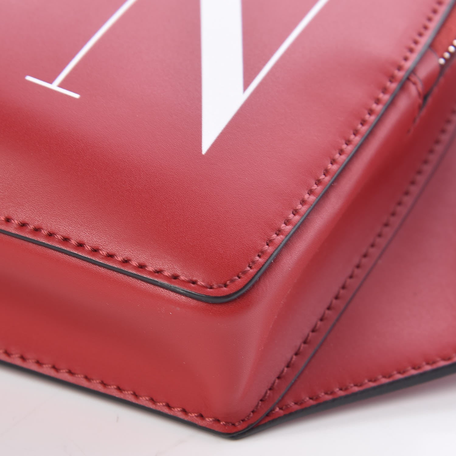 Valentino Garavani Calfskin Mens VLTN Belt Bag Rosso Valentino White 9 of 9