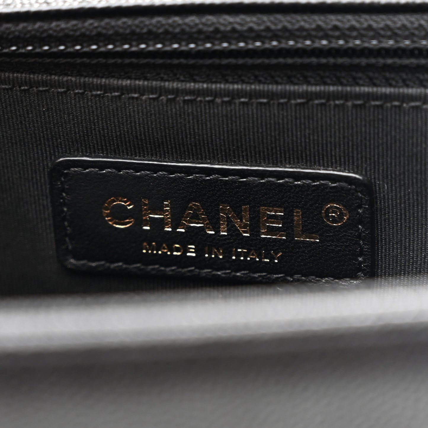 Caviar Quilted Large Boy Flap Black