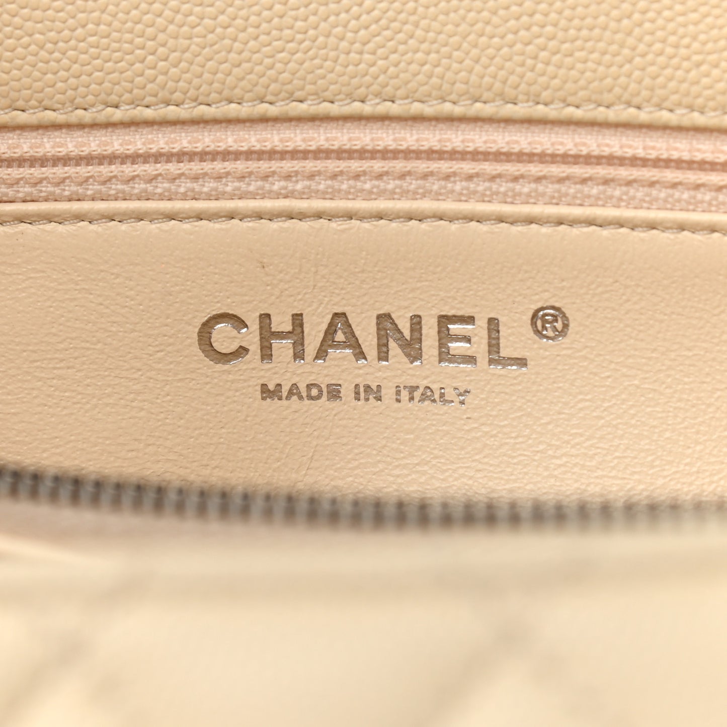 Caviar Lizard Quilted Medium Coco Handle Flap White