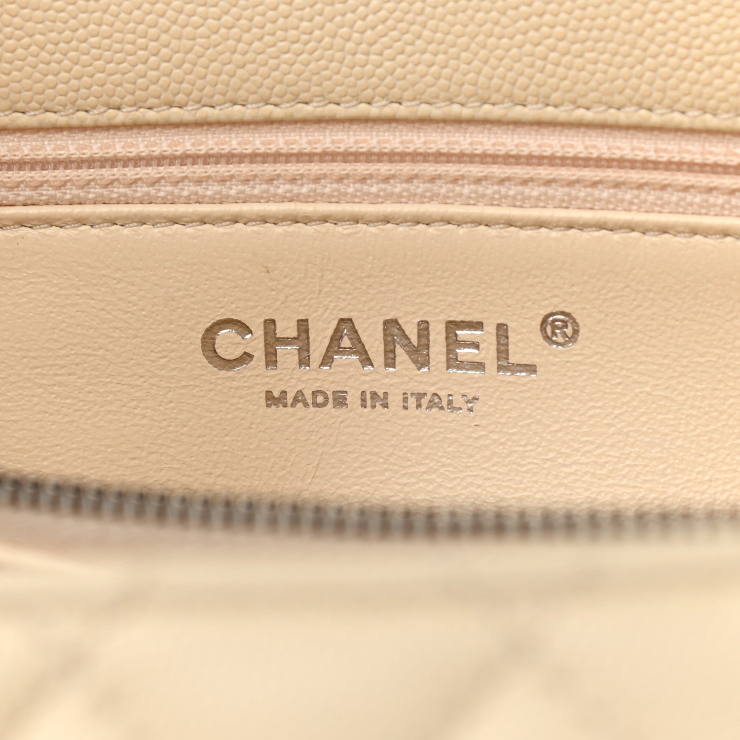 Chanel Caviar Lizard Quilted Medium Coco Handle Flap White 5 of 9