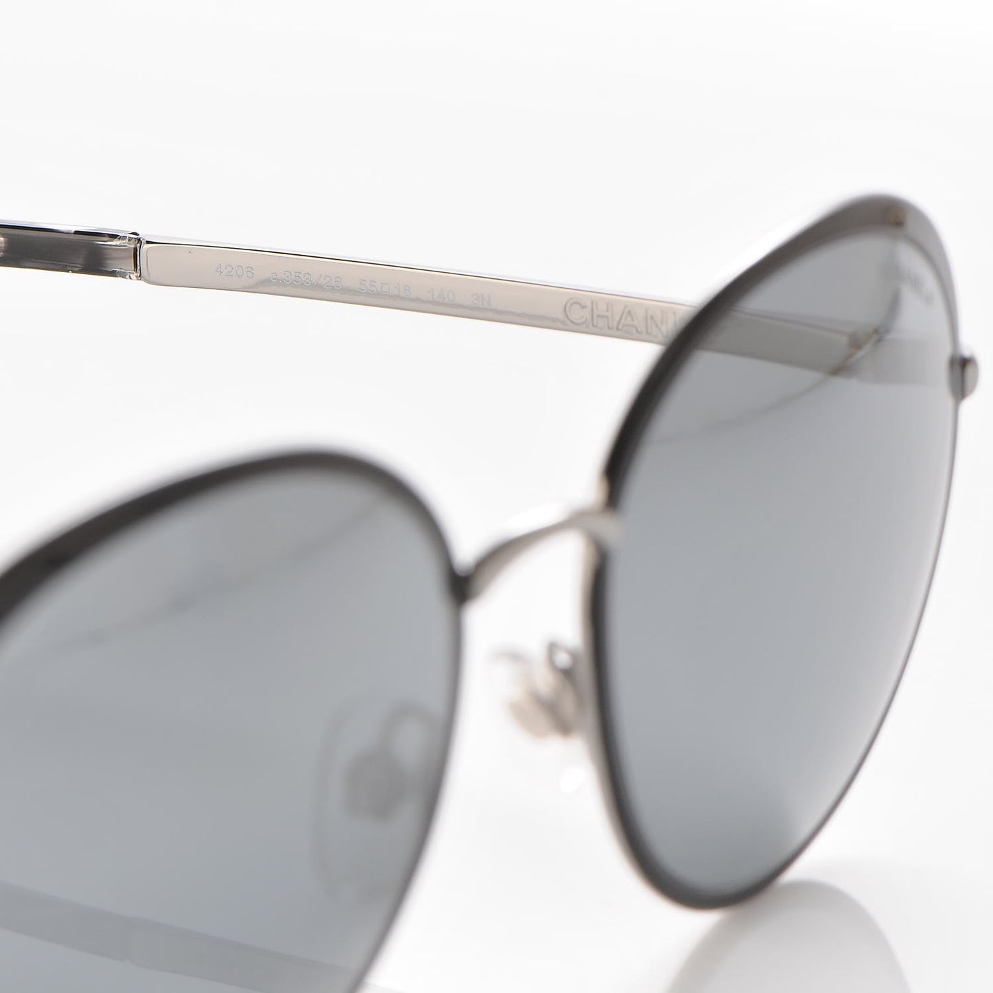 Round Spring Sunglasses 4206 Black Silver