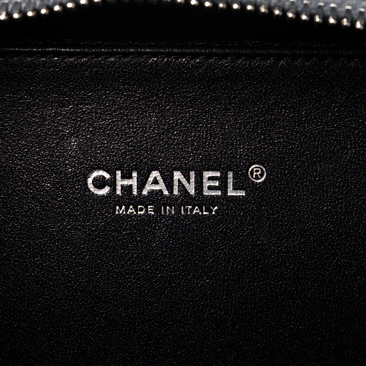 Chanel Caviar Quilted Small CC Filigree Vanity Case Dark Silver 5 of 9