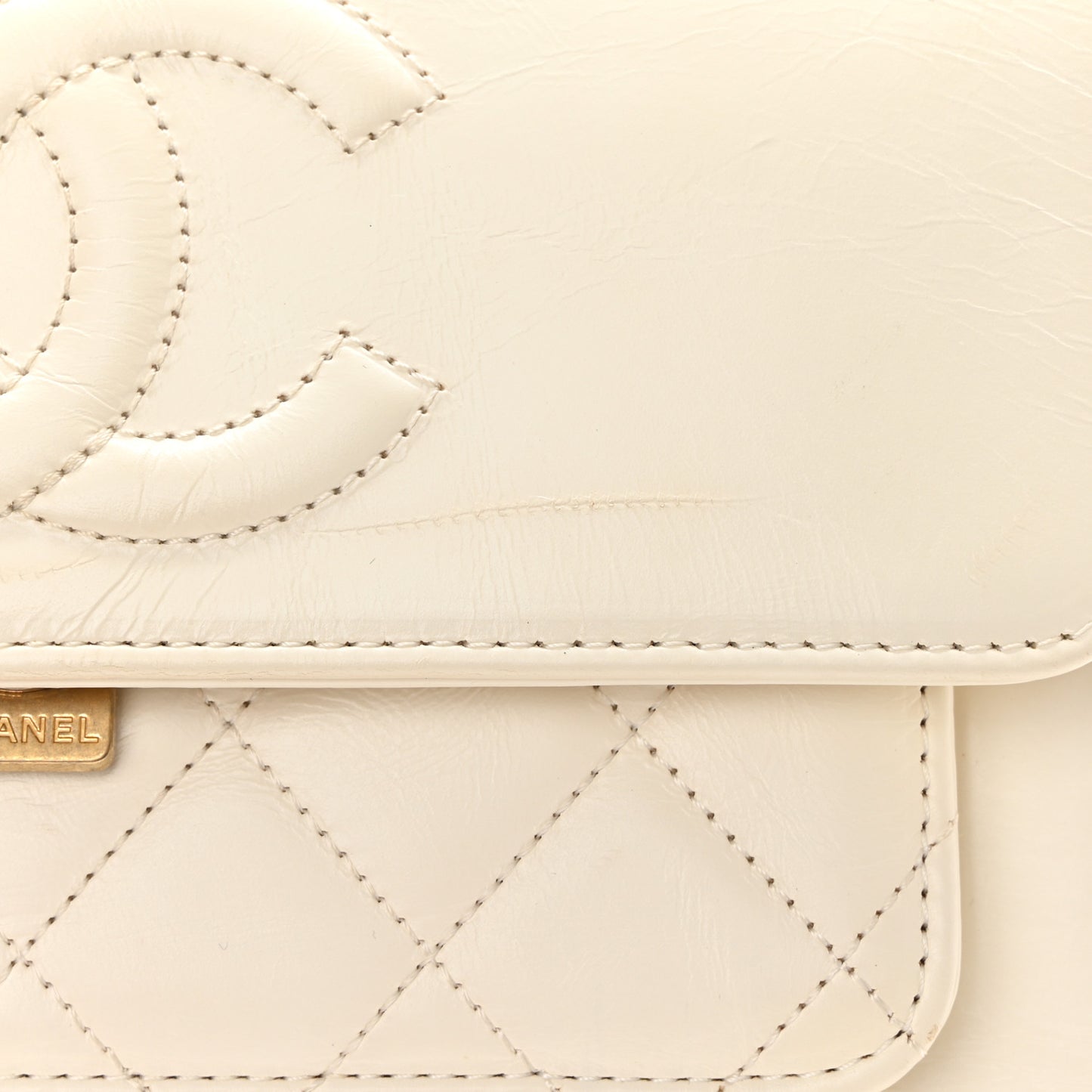 Crumpled Calfskin En Vogue Rope Flap White