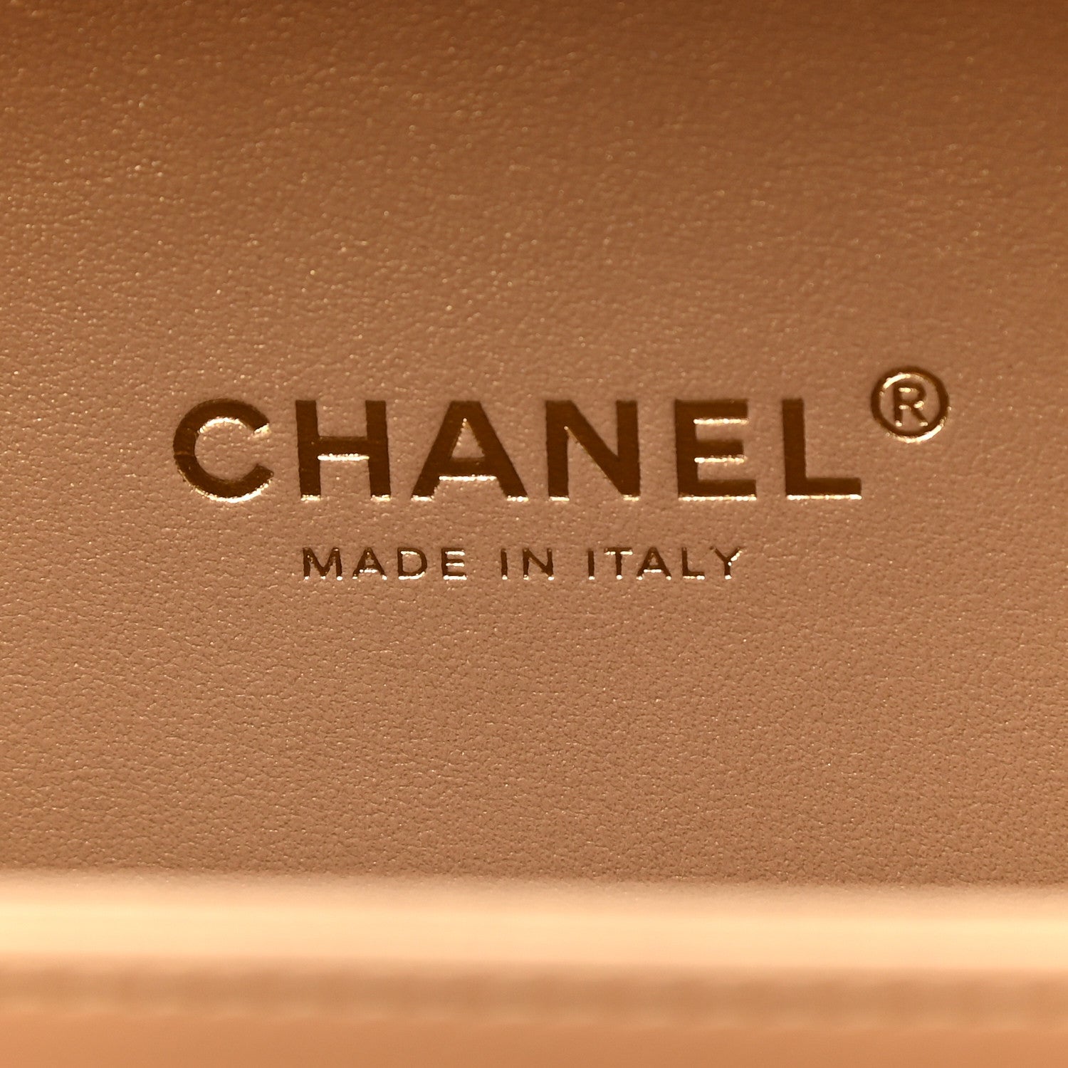 Chanel Lambskin Metal Quilted Golden Plate Vanity Case Black Golden Plate Vanity Case Black Gold 6 of 10