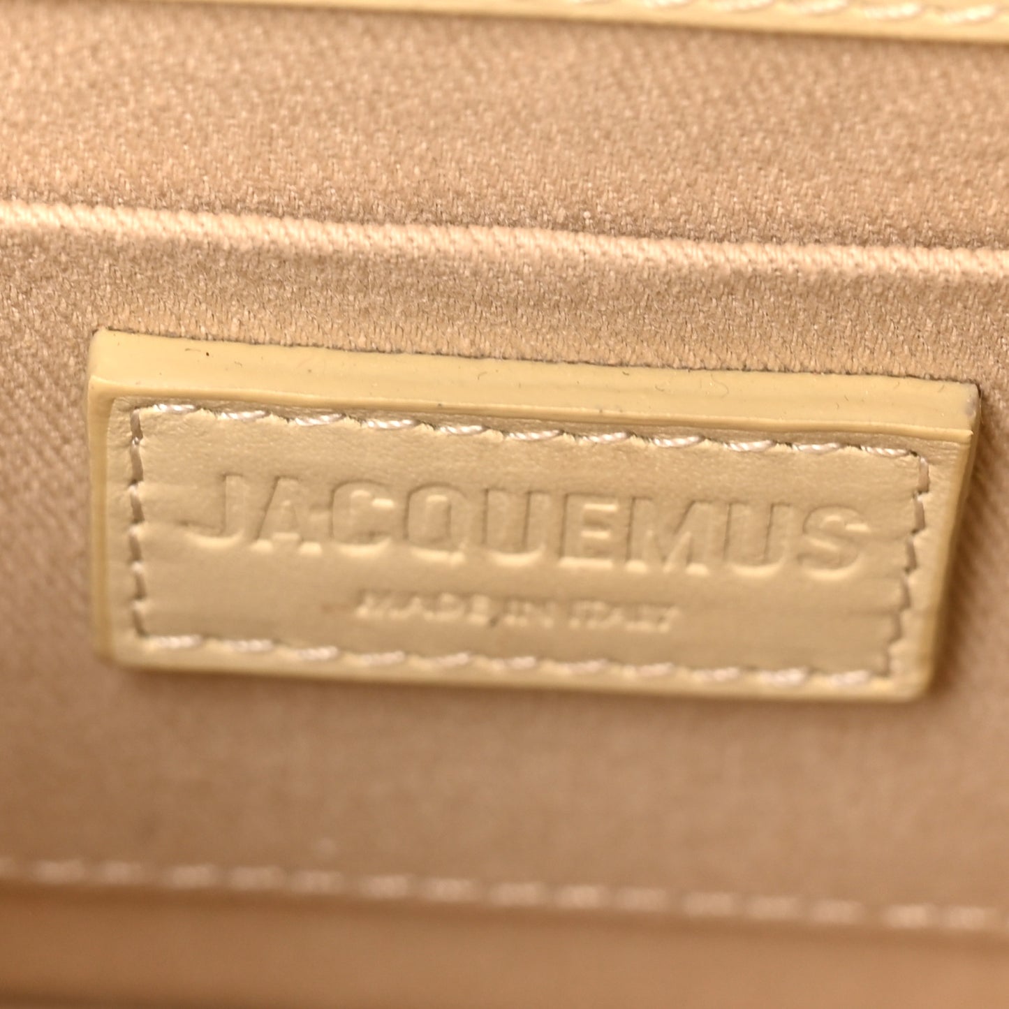 Smooth Calfskin Le Chiquito Ivory
