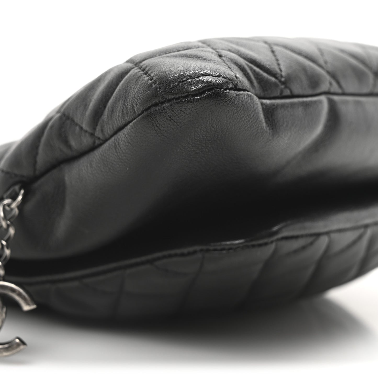 Lambskin Quilted Frame Clasp Flap Clutch Black