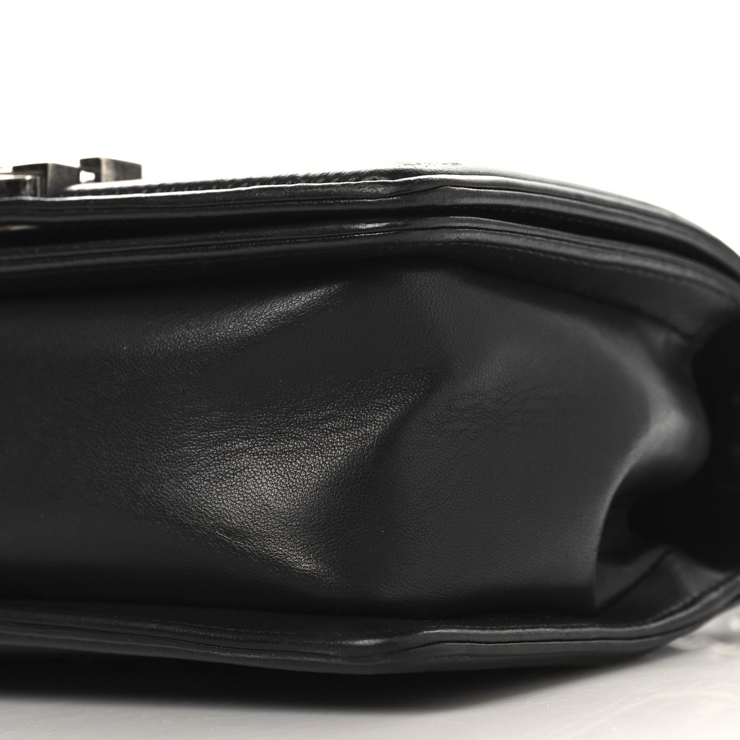 Lambskin Pleated Small Boy Flap Black