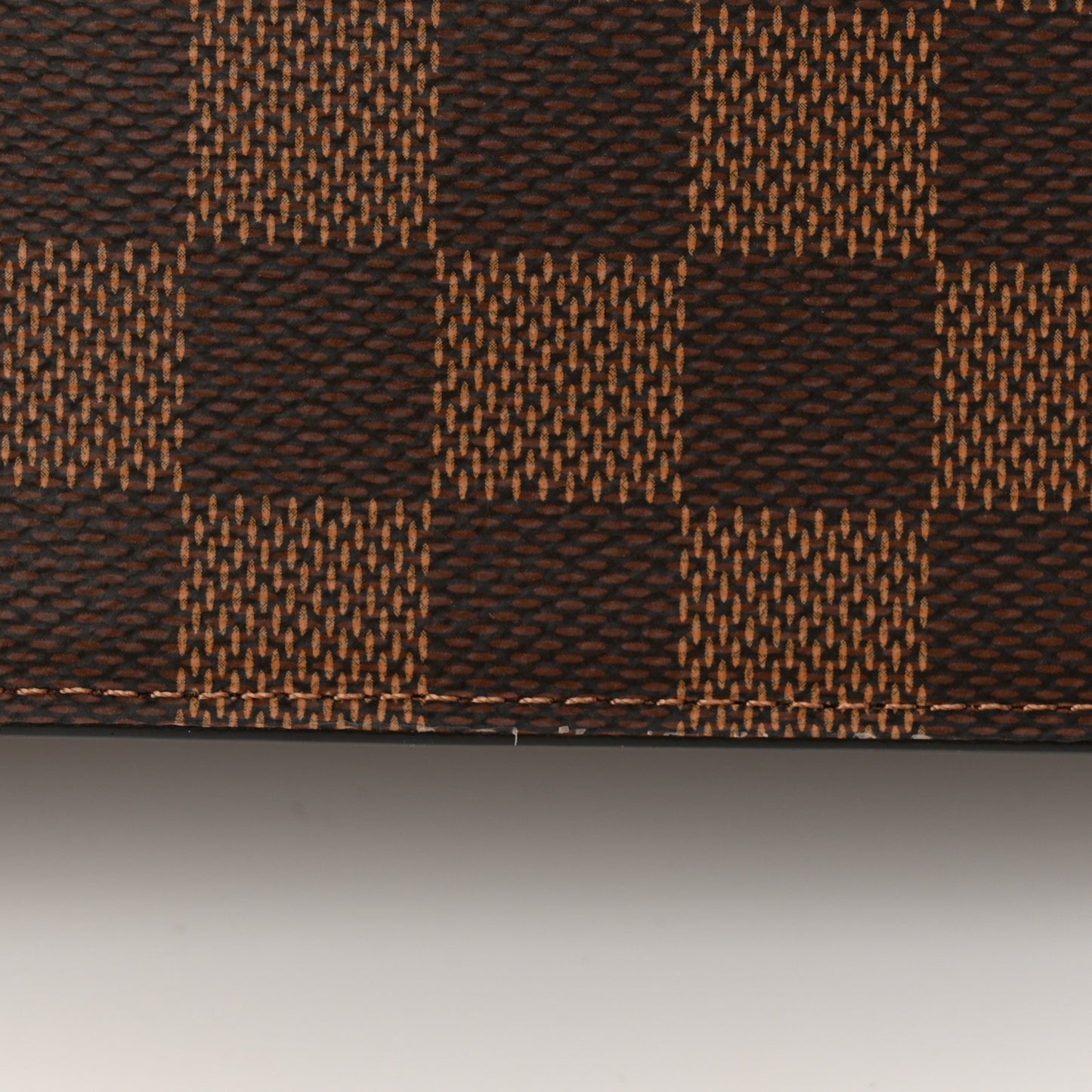 Damier Ebene Vavin Chain Wallet Black