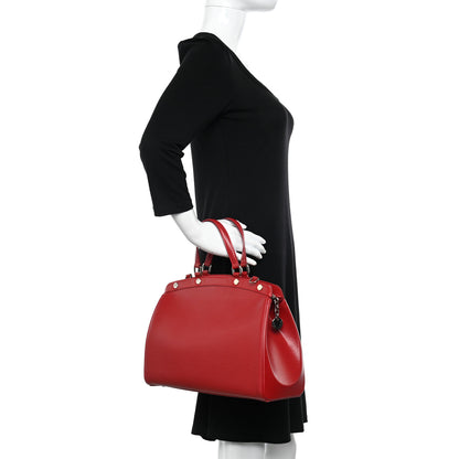 Louis Vuitton Epi Brea MM Carmine 2 of 10
