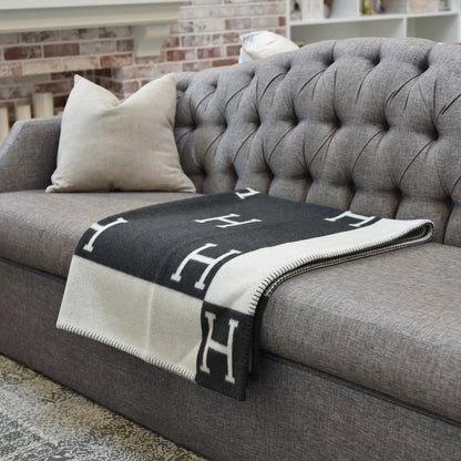 Hermes Wool Cashmere Avalon III Blanket Ecru Black 2 of 4