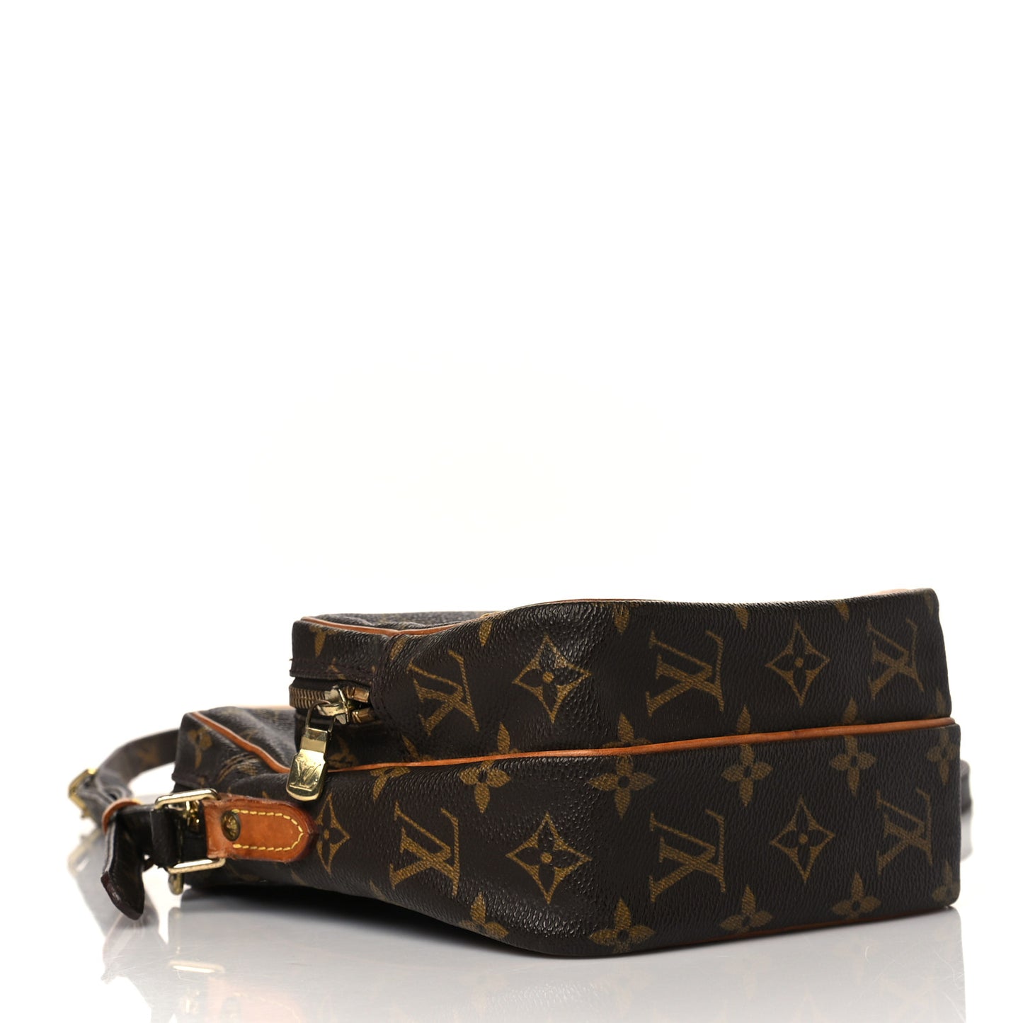 Monogram Amazone