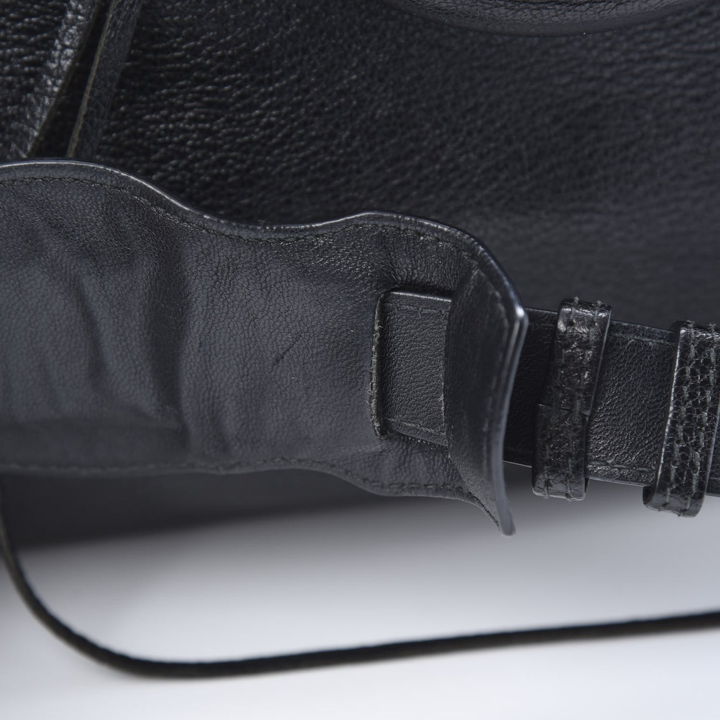 Chevre Silver Metallic Edge Hardware Velo Black