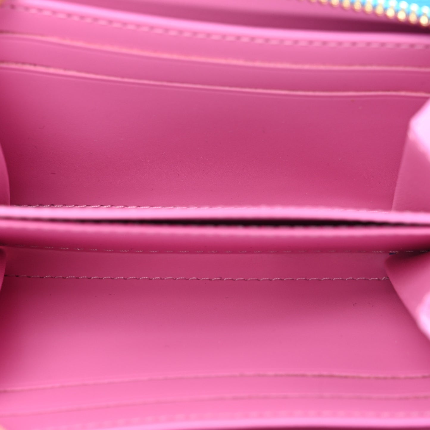 Vernis Valentine Zippy Coin Purse Baby Bleu Neon