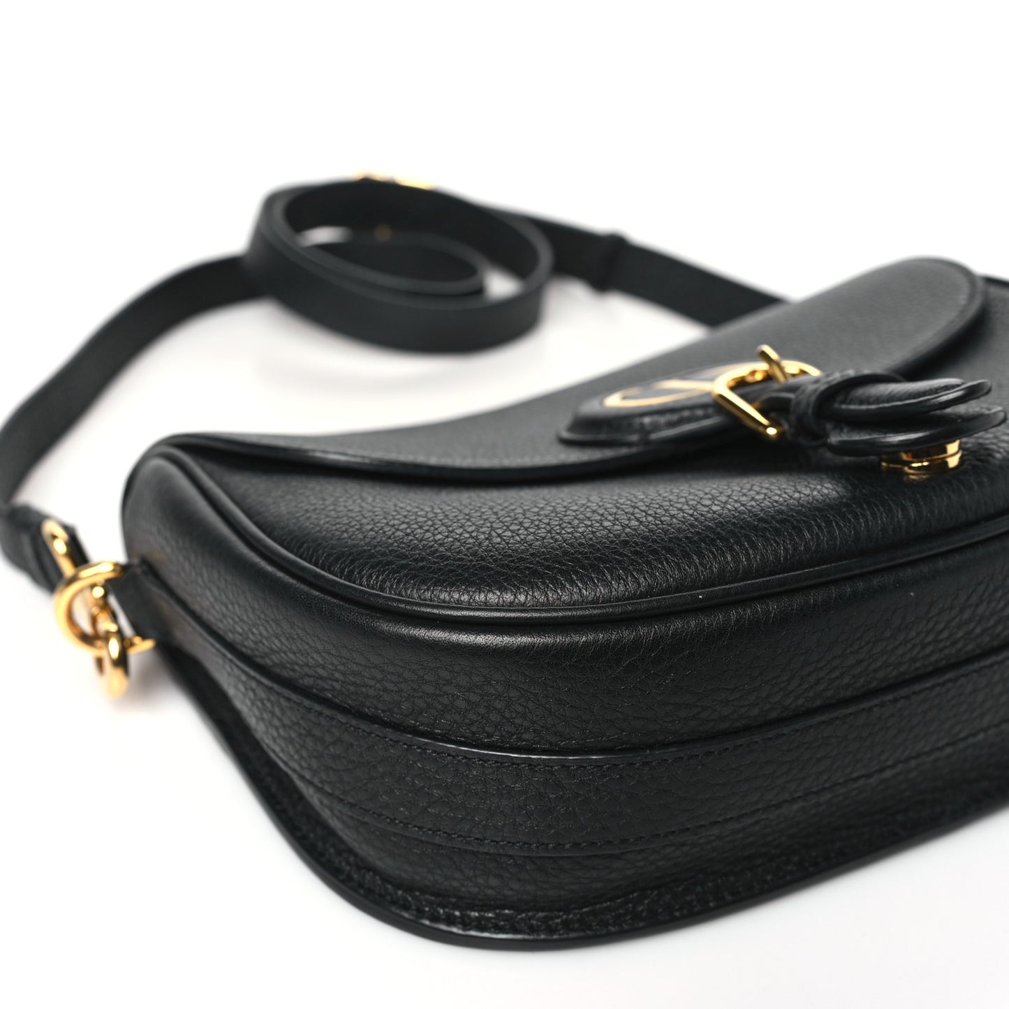 Grained Calfskin Medium Bobby Flap Black