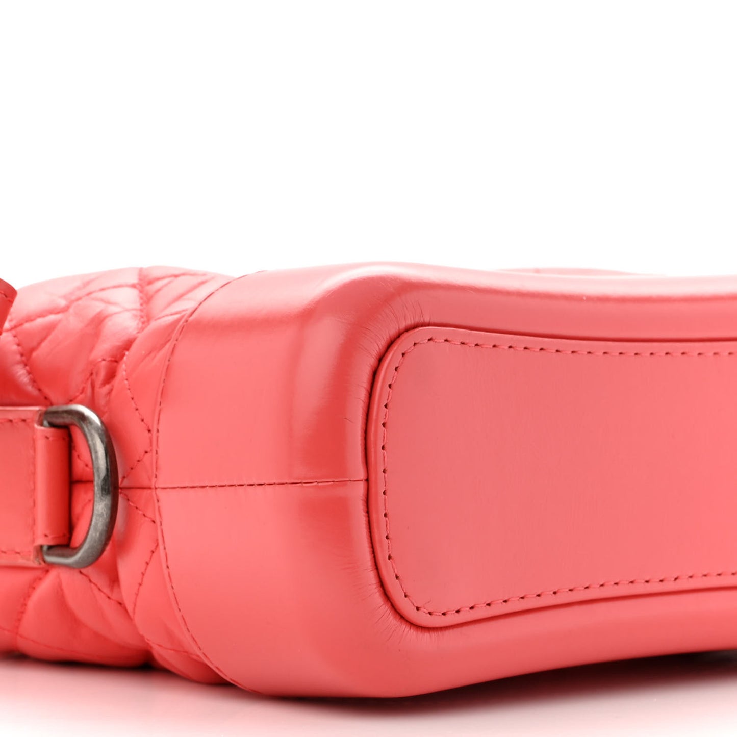 Aged Calfskin Quilted Small Gabrielle Hobo Red