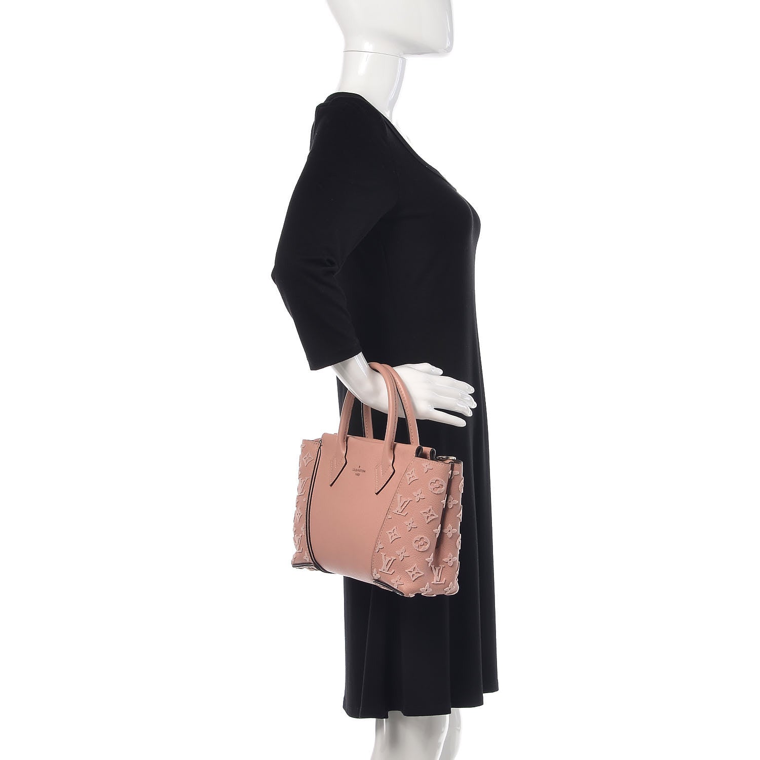 Louis Vuitton Veau Cachemire Tote W BB Magnolia 2 of 17