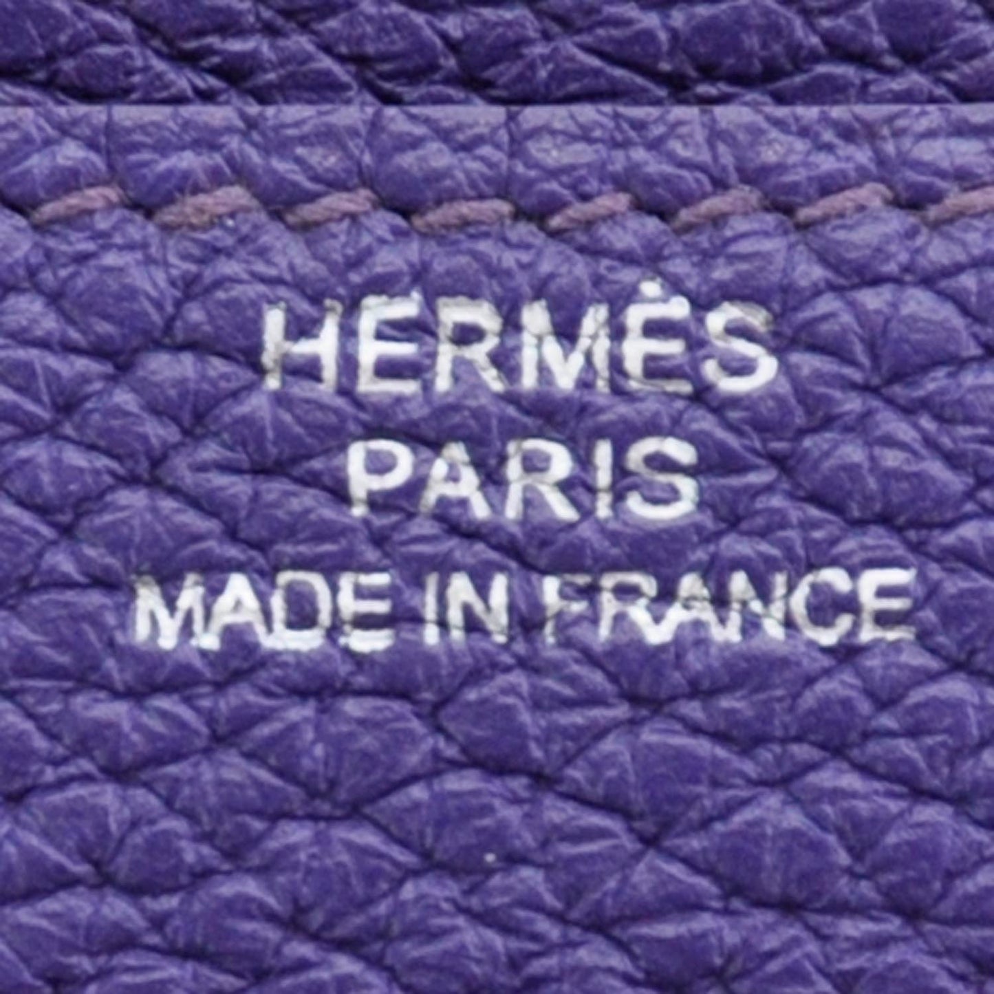 Togo Dogon Combined Wallet Iris