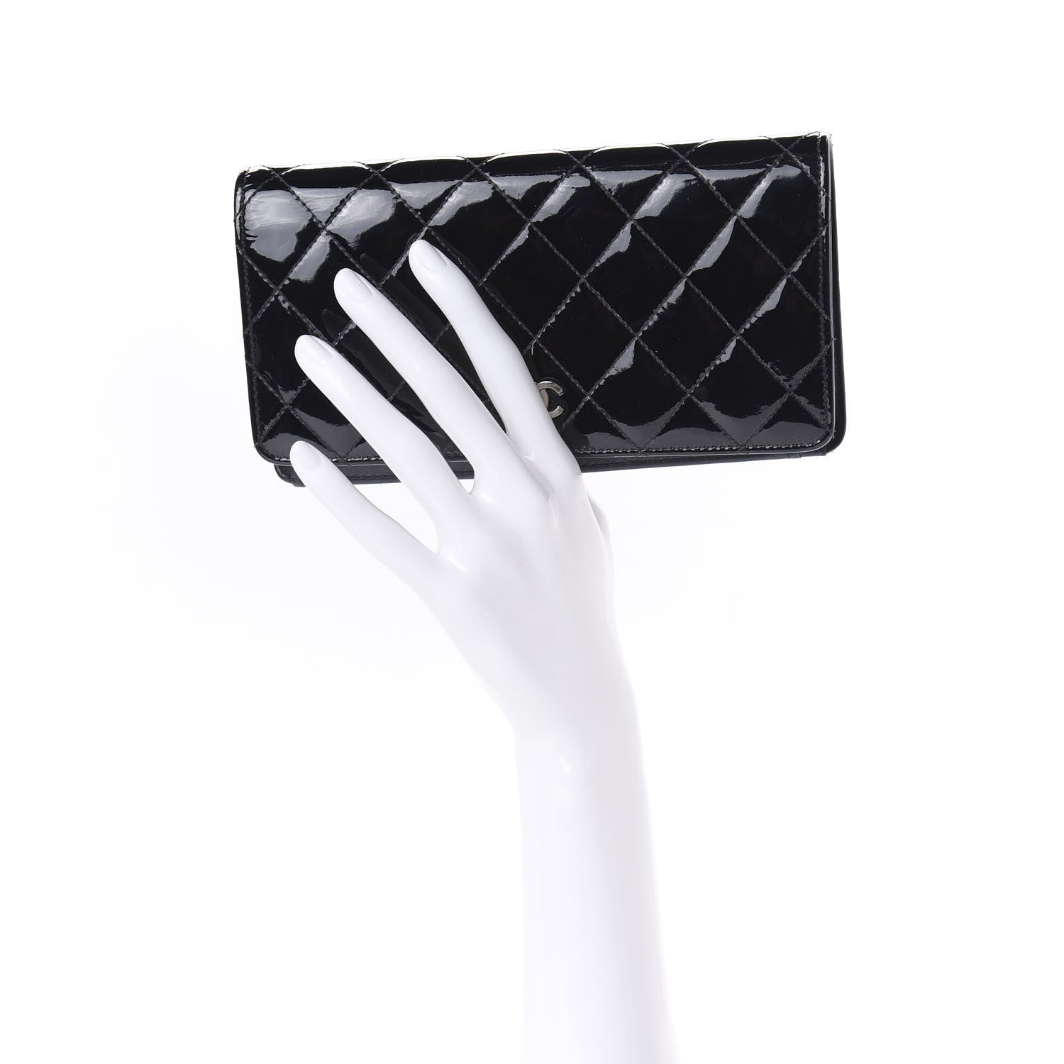 Chanel Patent Calfskin Quilted Yen Wallet Black 2 of 10
