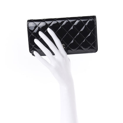 Chanel Patent Calfskin Quilted Yen Wallet Black 2 of 10