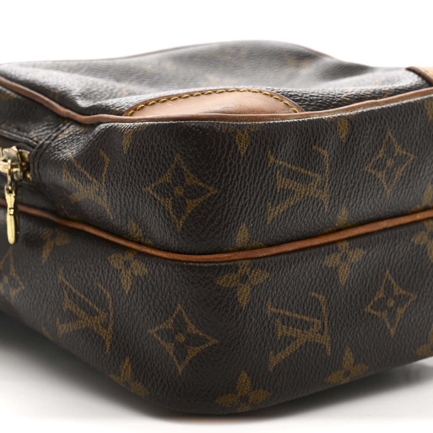 Monogram Amazone