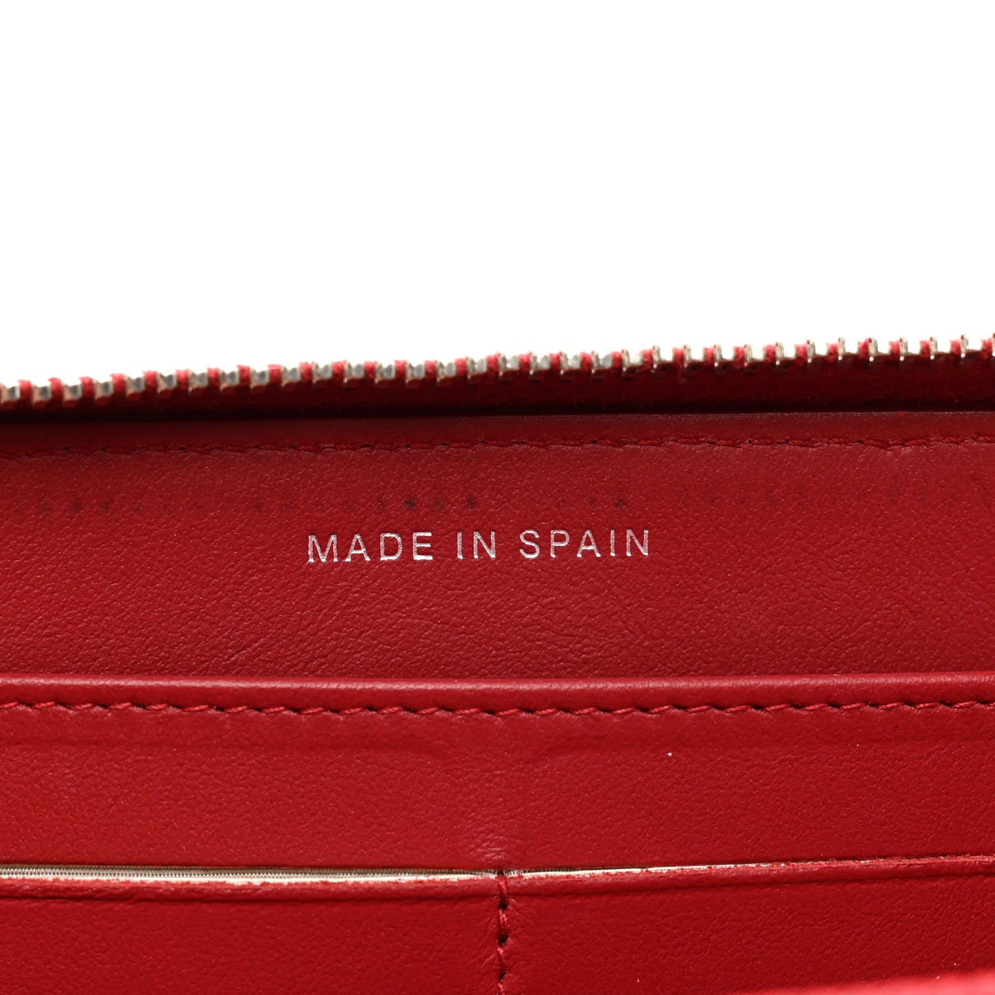 Caviar Quilted Large Gusset Zip Around Wallet Red