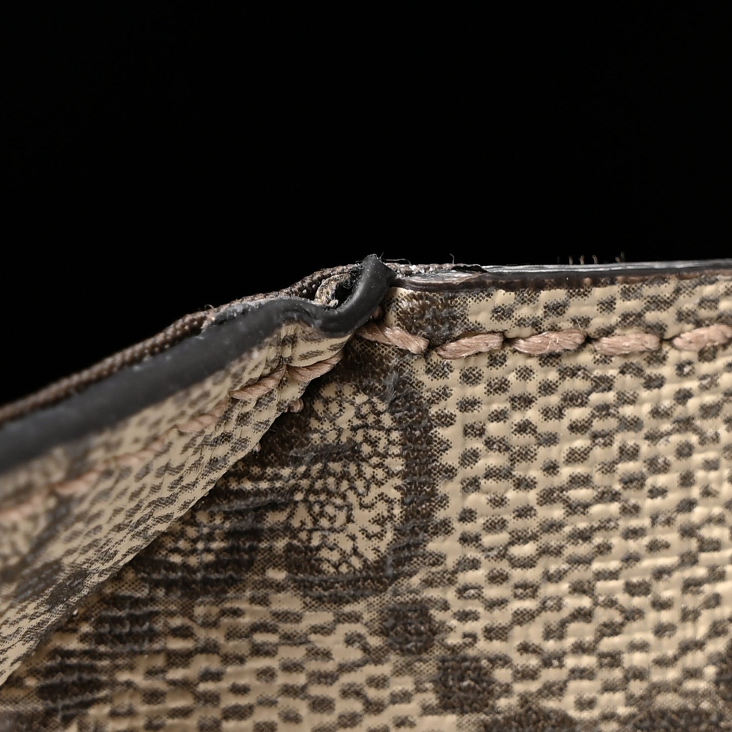 GG Supreme Monogram Textured Dollar Calfskin Web Small Savoy Toiletry Case Beige Ebony