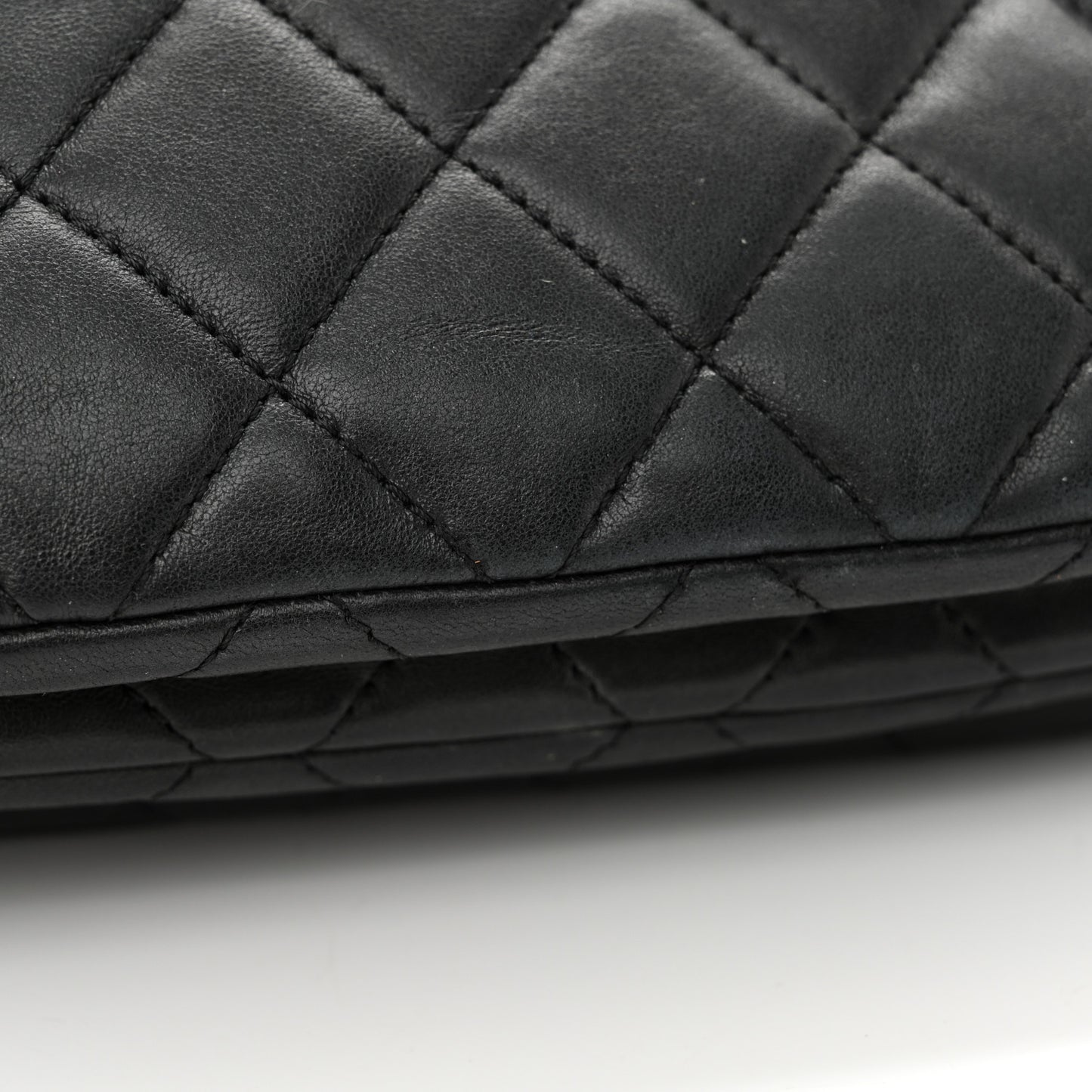 Lambskin Quilted Small Pillow Crush Flap Black