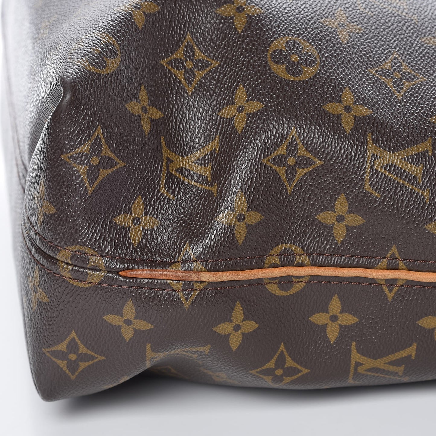 Monogram Sully MM