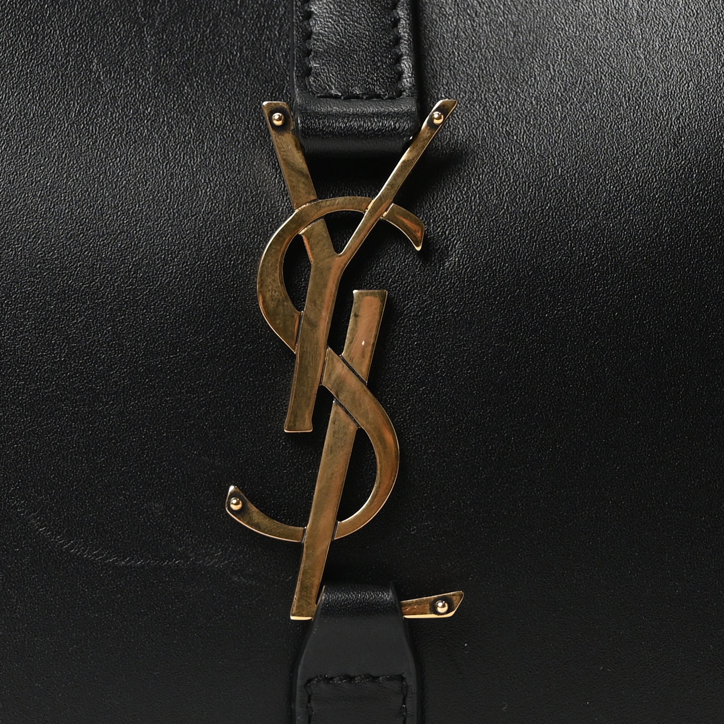 Smooth Calfskin Le 5 A 7 Hobo Black