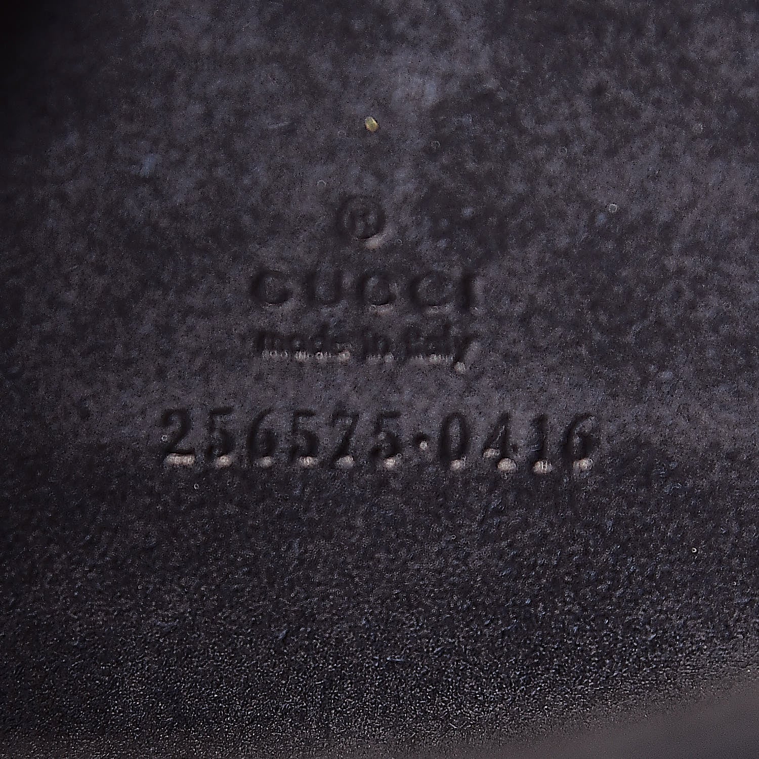 Gucci Rubber Guccissima Ipad Case Navy 6 of 6